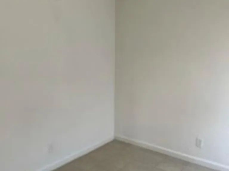 614 Woodrow St #7 — Photo 6