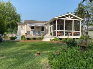 3 River Road, Haddam, CT 06423