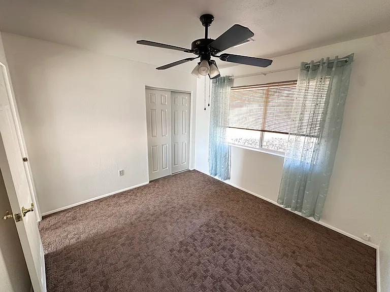 4850 Comanche Trl — Photo 35