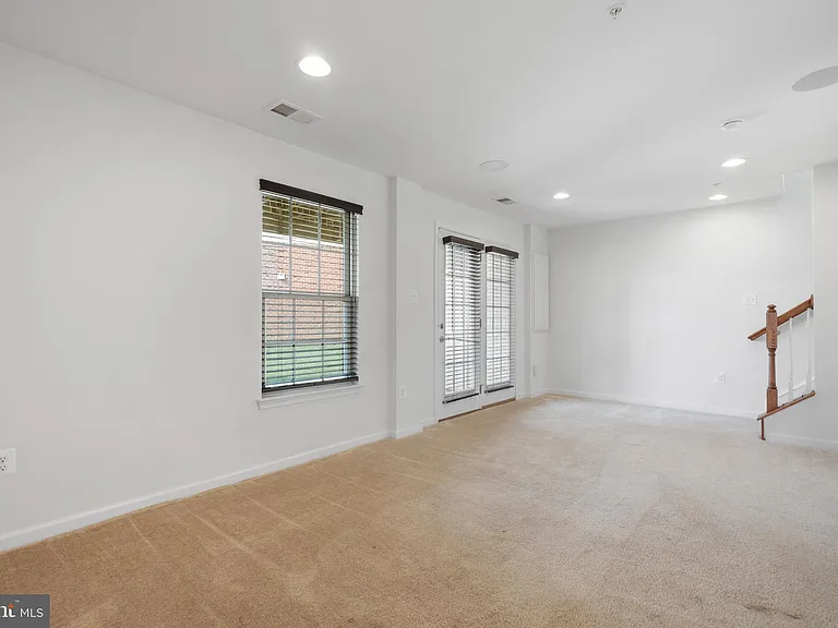 6252 Alexa St — Photo 33