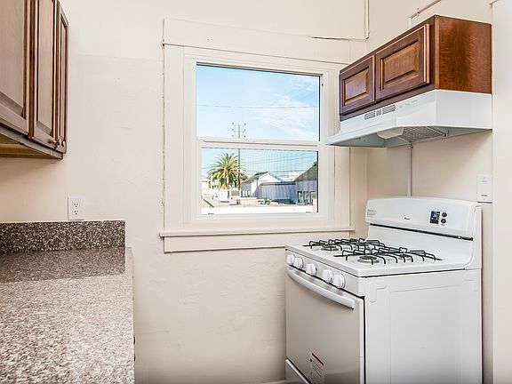 3rd image of 3767 Midvale Ave APT 4