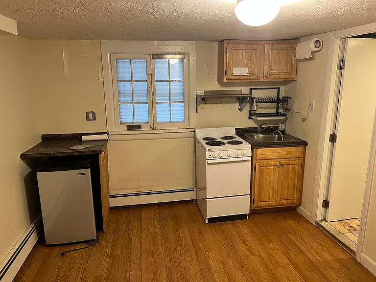 53 S Huntington Ave #B4 — Photo 1