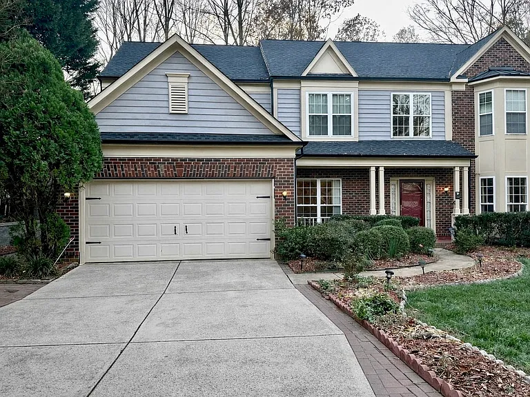 15813 Prestwoods Ln — Photo 1