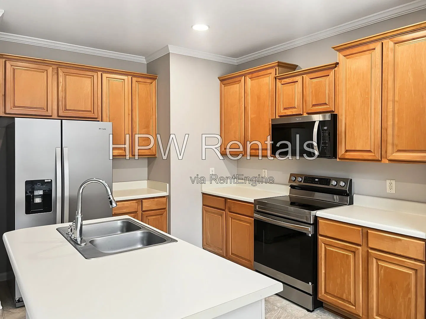 3 bed, 2.5 bath, 2136 sqft, $2,250 — Photo 4