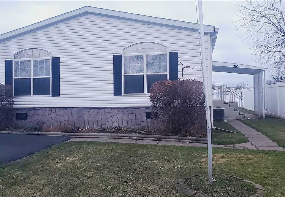 1st image of 813 Stoneybrook Trl