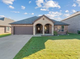 1667 Fraser Dr, Burleson, TX 76028