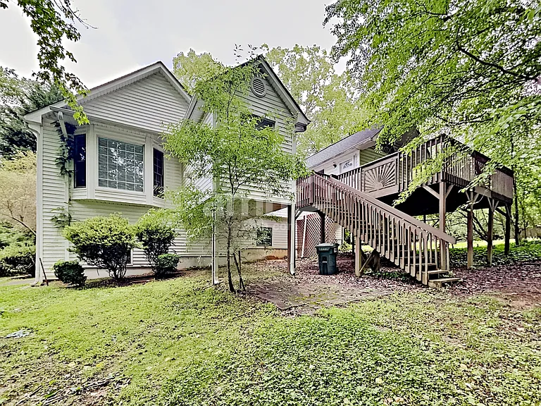 2262 Byron Ct SW — Photo 23