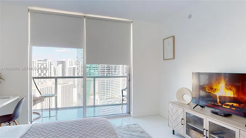 500 Brickell Ave