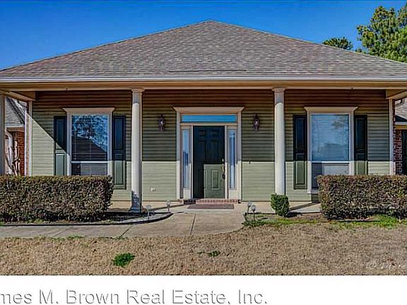 2nd image of 2508 Bloomfield Ln