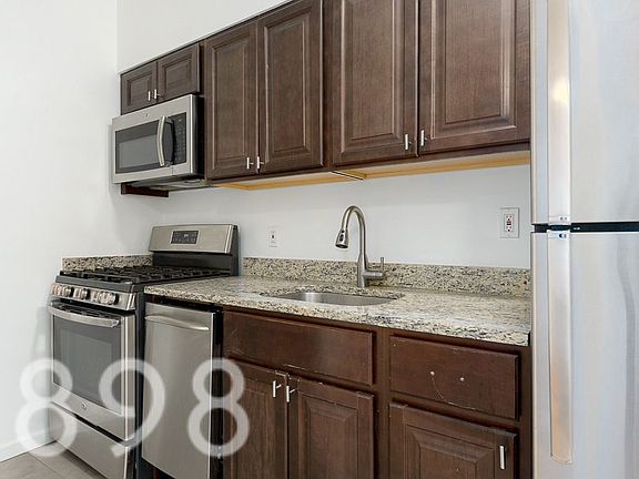 4th image of 32-06 47th St #6A