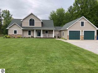 176 Blue Heron Dr, Kalkaska, MI 49646
