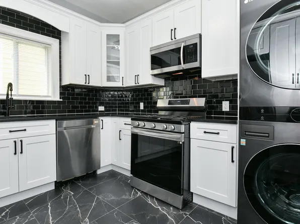 540 61st Street image 1 of 29