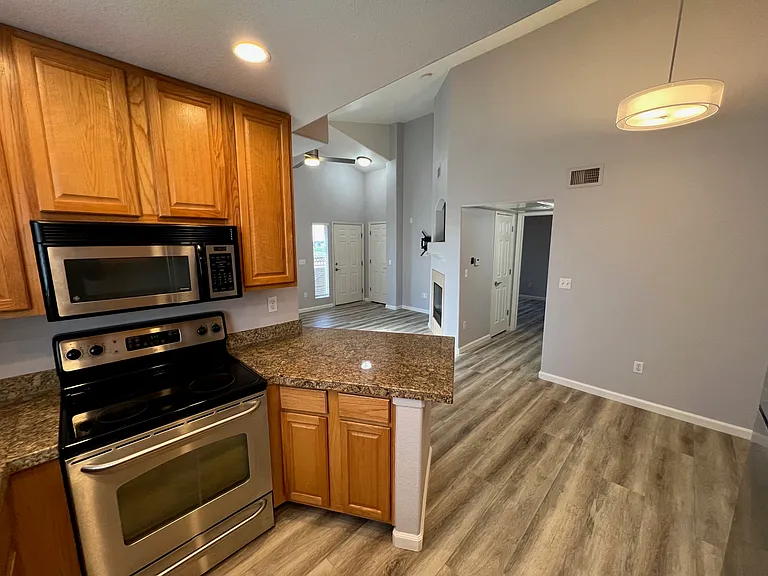 4541 Copeland Loop #201 — Photo 6