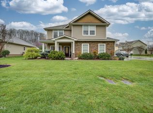 2916 Royal Mile Dr, Kingsport, TN 37664