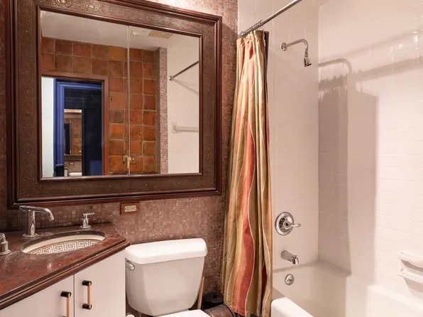 310 East 46th Street image 9 of 10