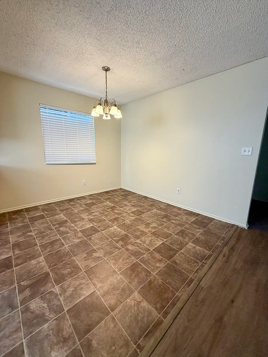 Building Photo - 1018 S Montebello Blvd #J