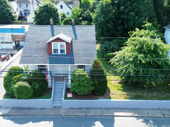 581 S Broad St, Glen Rock, NJ 07452