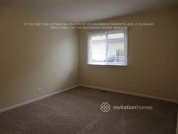 1070 Norwood Ln — Photo 4