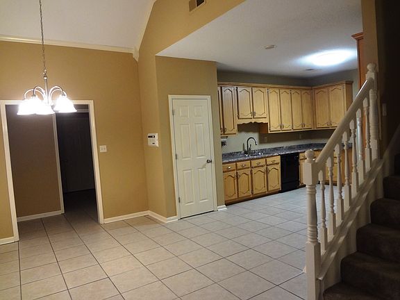 2nd image of 8822 Chimneyrock Blvd
