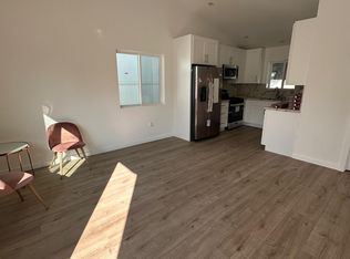 1298 N Dominion Ave, Pasadena, CA 91104