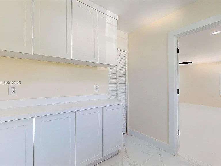 3801 SW 132nd Ave — Photo 23