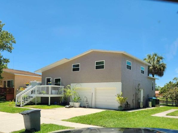 8690 Rue Chateaux Dr