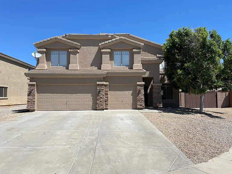 12376 W Sells Dr — Photo 1