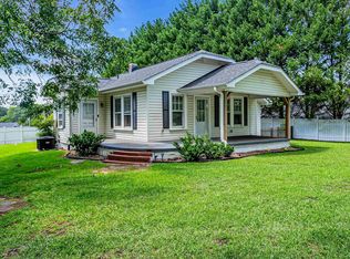 2 Bridge Rd, Taylors, SC 29687