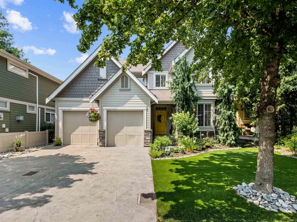 5975 Matsqui St, Chilliwack, BC V2R 0G6
