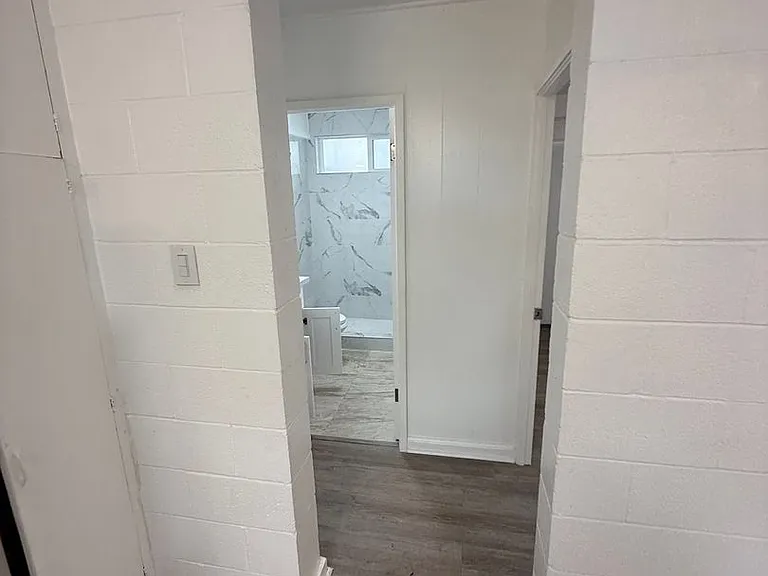 2510 Date St — Photo 3