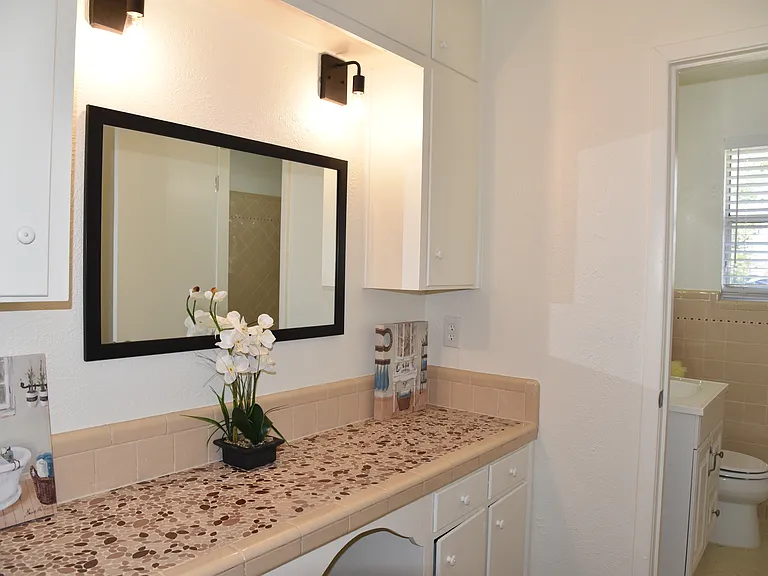 1212 Desiree Ln — Photo 21