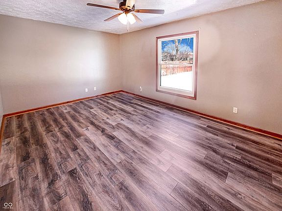 5th image of 1195 Chad Ct