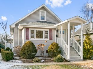 4536 Stanley Ave, Downers Grove, IL 60515