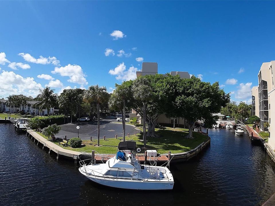 1st image of 21 Royal Palm Way #302
