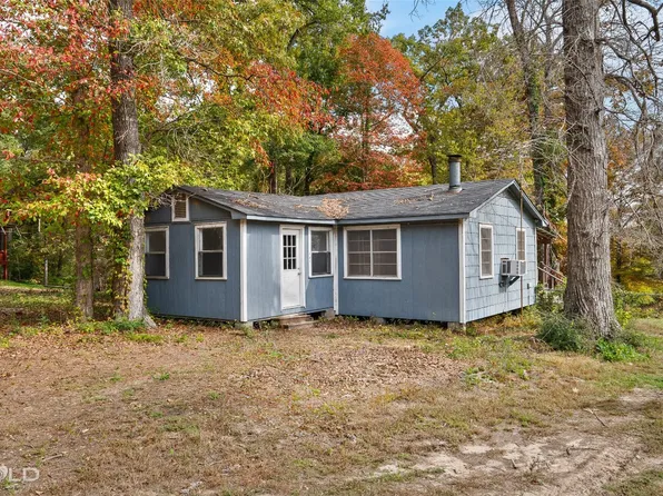 841 Dogwood Trl, Logansport, LA 71049
