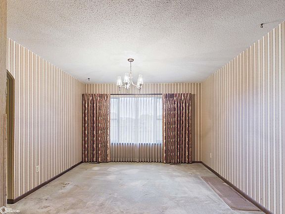 5th image of 1608 B Ave E