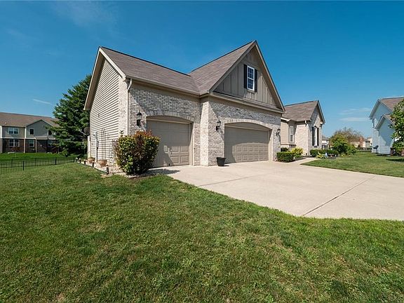 5th image of 7732 Dartmouth Ct