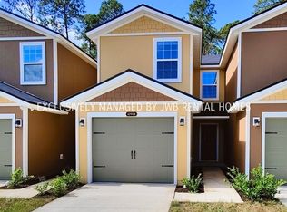 10914 Hidden Haven Ct, Jacksonville, FL 32218