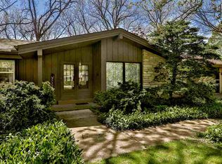 5313 Dallas Ct, Rockford, IL 61109