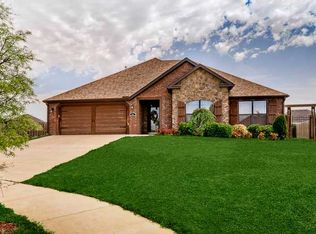 453 Dallas Ln, Springdale, AR 72762