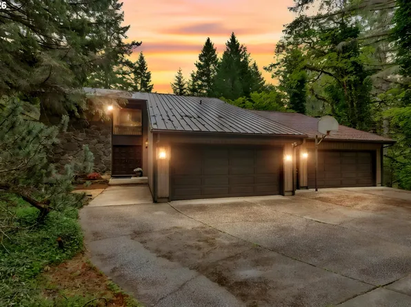 89879 Sheffler Rd, Elmira, OR 97437