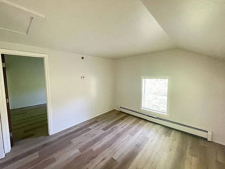 98 Main St #8 — Photo 7