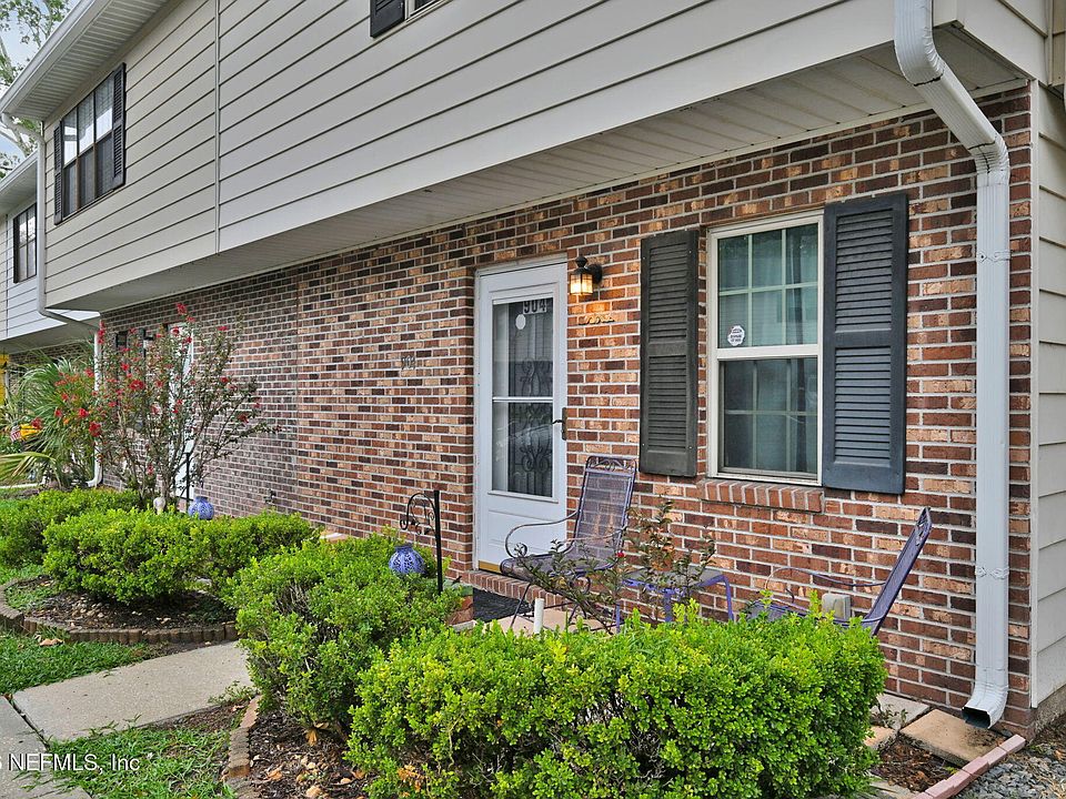1st image of 904 KETTERING Way