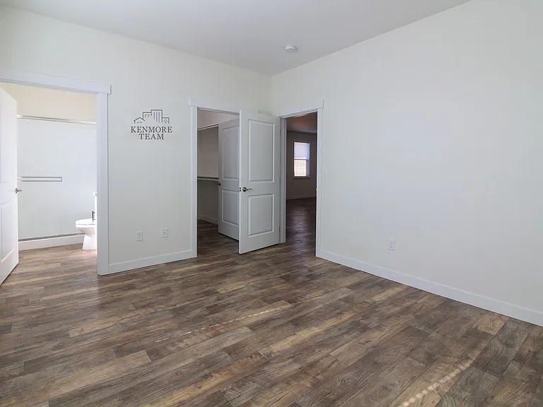 1105 S Cedar Pl — Photo 5