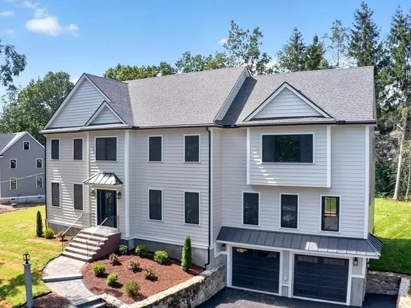 865 Johnson St, North Andover, MA 01845