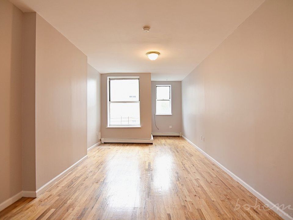 2nd image of 169 Morningside Ave APT 5A