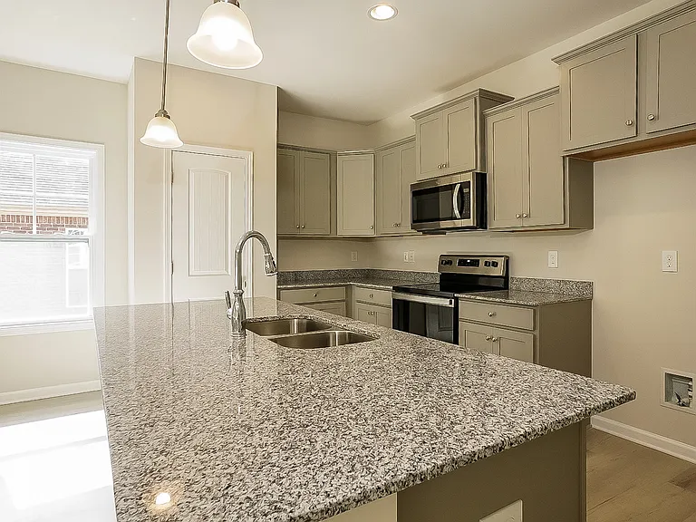 224 Bainbridge Dr — Photo 7