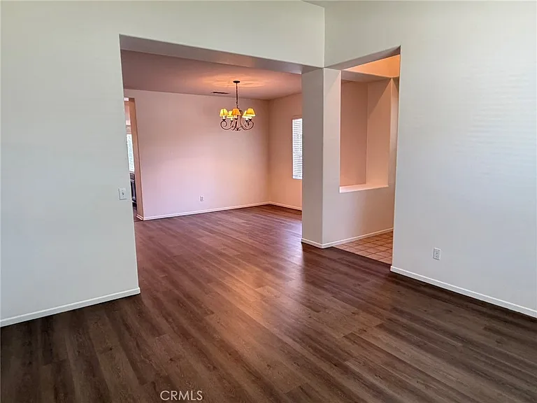 36168 Leeds St — Photo 10