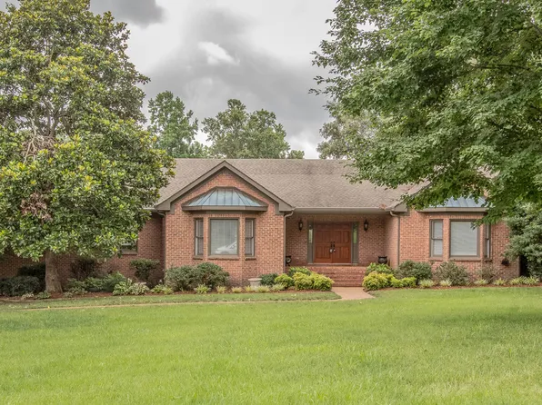 1089 Cedarview Ln, Franklin, TN 37067
