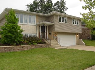 7701 160th Pl, Tinley Park, IL 60477